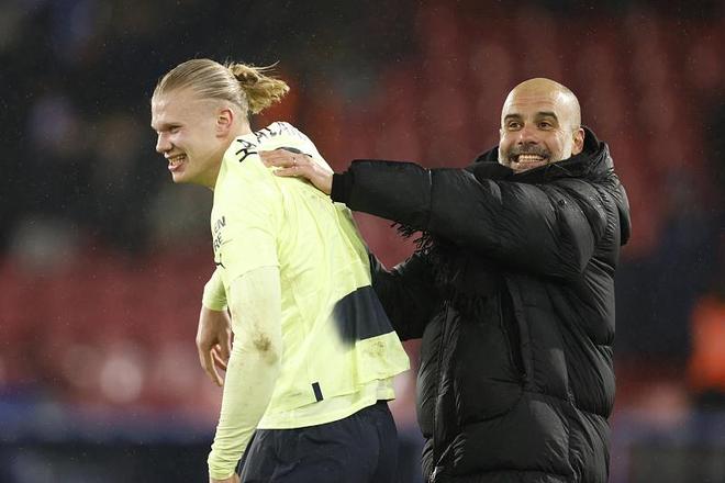 意媒：伊布、费拉拉入选米兰冬奥会火炬传递阵容（意媒：伊布、费拉拉被选为米兰冬奥会火炬手）