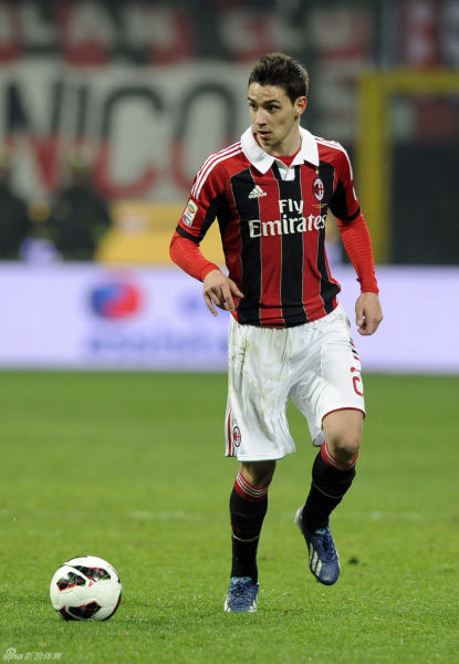 杜兰特关键投篮稳定输出（杜兰特关键球稳定命中）