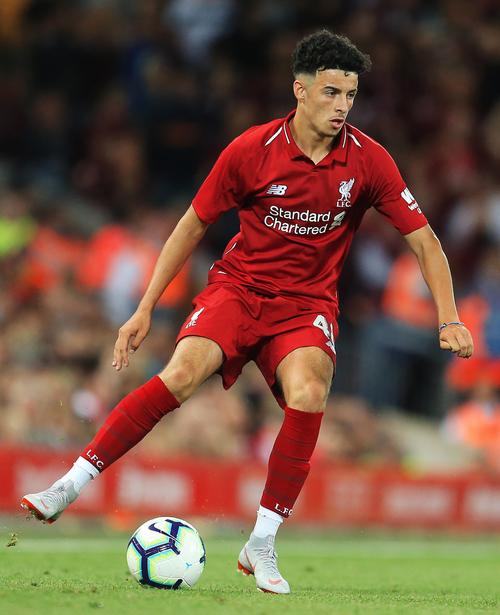 欧洲足球一夜疯狂：水晶宫绝杀，多特6轮不败，罗马爆冷（欧陆足坛今夜沸腾：水晶宫补时绝杀，多特六轮不败，罗马爆冷失利）