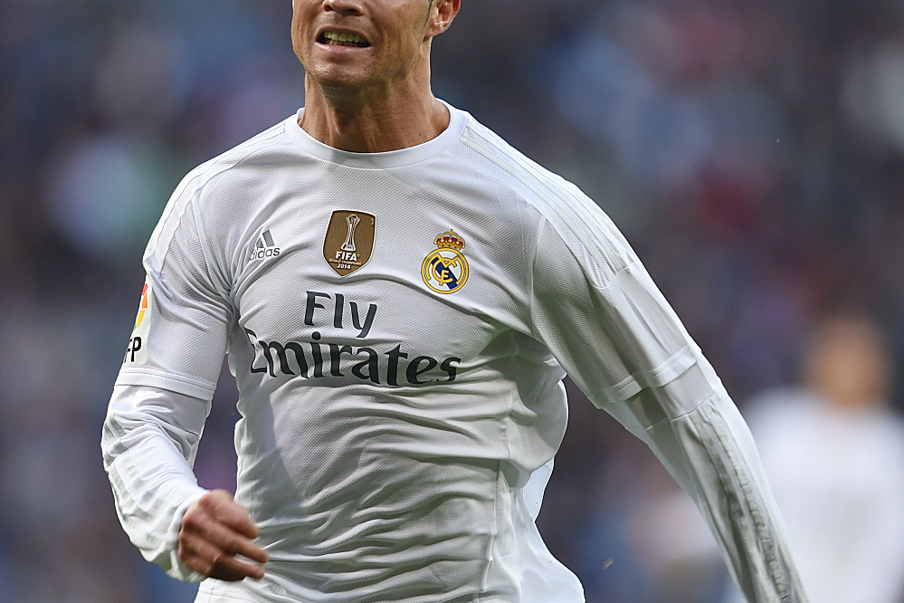 诱惑力拉满！巴乙铁腰情愿自掏70万解约，也要加盟一家中超球队（吸引力爆棚！巴乙后腰宁自掏70万解约，只为投奔中超球队）