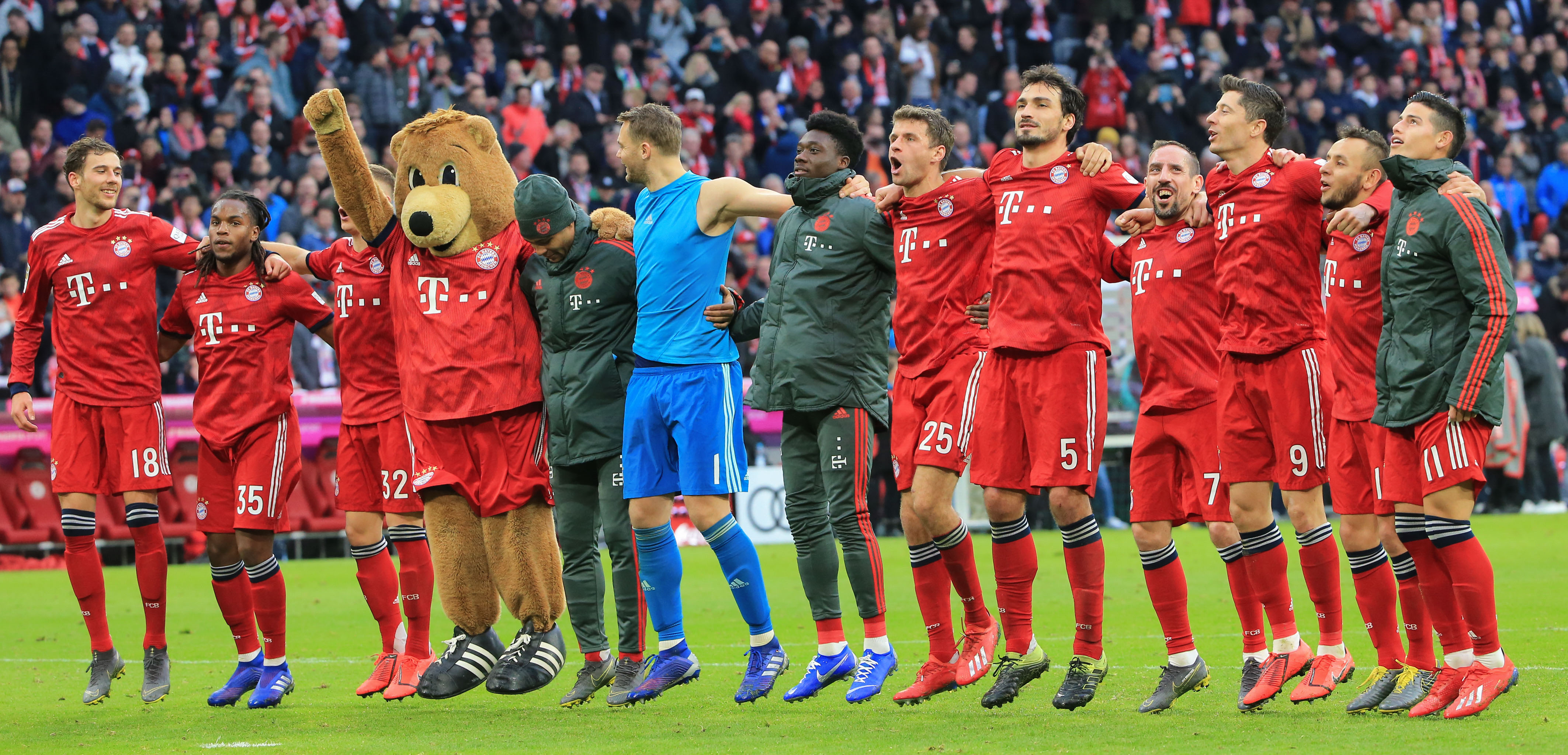 利物浦1-0国米，索博斯洛伊点射绝杀，科纳特破门被吹（索博斯洛伊点球绝杀助利物浦1-0国米，科纳特进球被判无效）