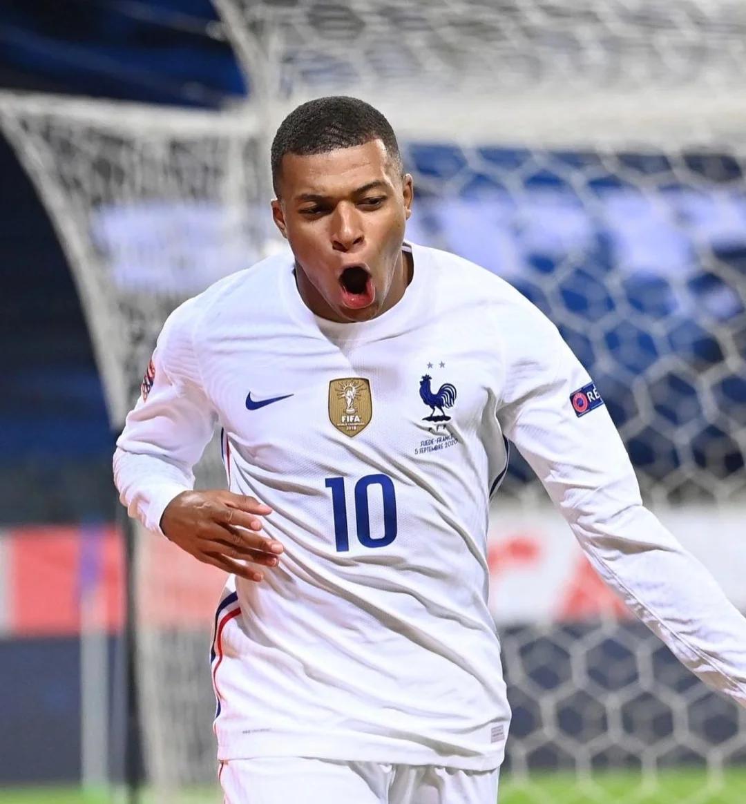 跟队：弗拉霍维奇伤情不乐观，很可能缺阵5-6周甚至更长时间（随队记者：弗拉霍维奇伤情堪忧，恐休战5-6周乃至更久）