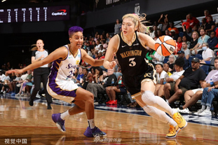 4场攻入3球，38岁瓦尔迪当选意甲11月最佳球员（4场3球！38岁瓦尔迪荣膺意甲11月最佳球员）