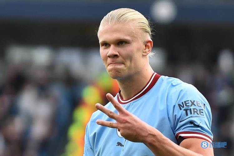 玉昆外援奥斯卡在老家开车遭遇起火，车内人员都及时逃生（玉昆外援奥斯卡老家驾车时车辆起火，车上人员均及时脱险）