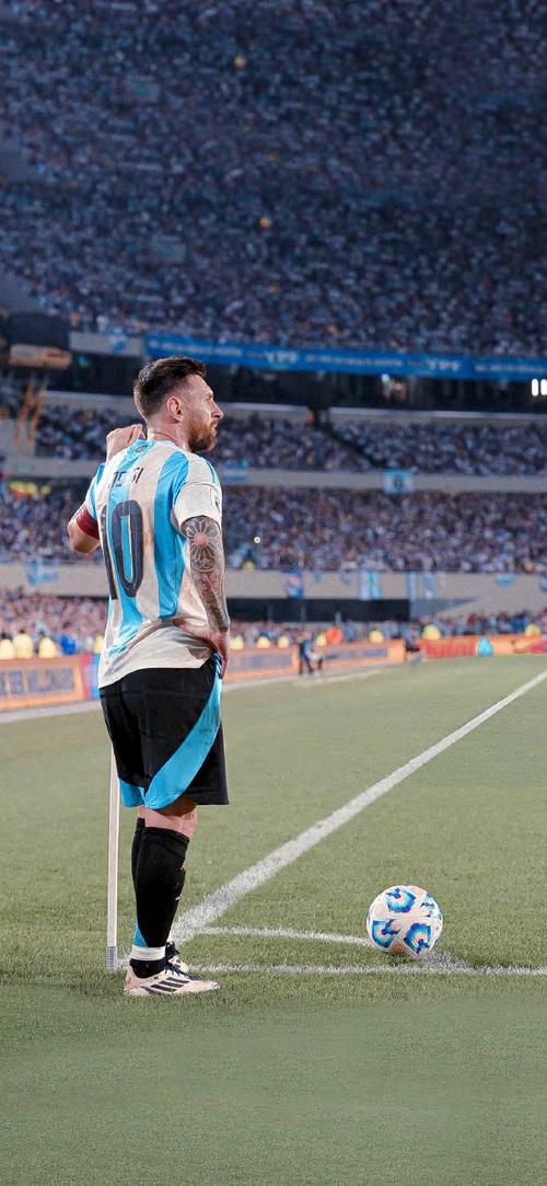 2026澳网亚太区外卡赛：中国香港选手黄泽林战胜印度选手晋级男单8强（中国香港黄泽林力克印度对手，挺进2026澳网亚太区外卡赛男单八强）