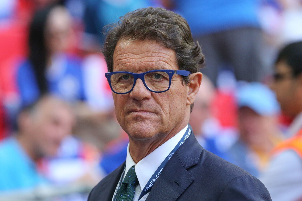 曼联平局再显不稳定，马兹拉维怒斥错失良机（曼联再遭平局暴露起伏，马兹拉维痛斥浪费良机）