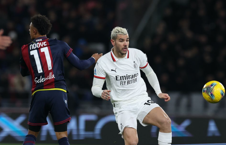 替补上阵，国米两位小将斯皮纳塞和博沃上演一线队首秀（国米两新星斯皮纳塞、博沃替补登场完成一队处子秀）